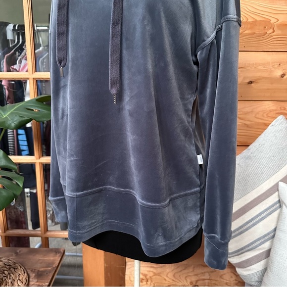 Navy Blue Soft Velour Pullover Athleisure Drawstring Hoodie Women’s Size L - Picture 6 of 9